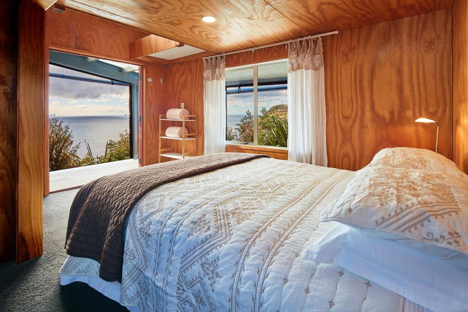 Bed and Breakfast The Lighthouse Lookout Тутукака Екстер'єр фото